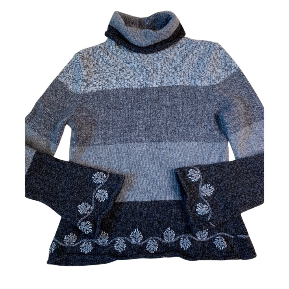 Jillian Jones Knit Sweater Turtleneck Lambswool Size Medium**Runs Small***